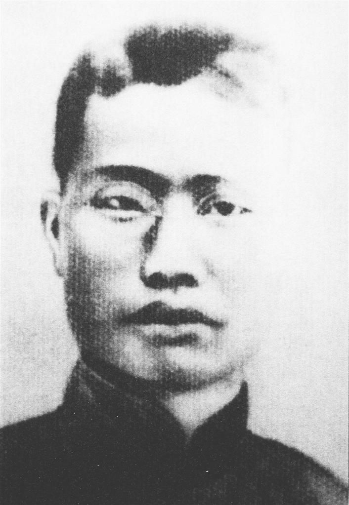 雷晋笙,又名凤仪(凤翼,1898年7月17日出生于